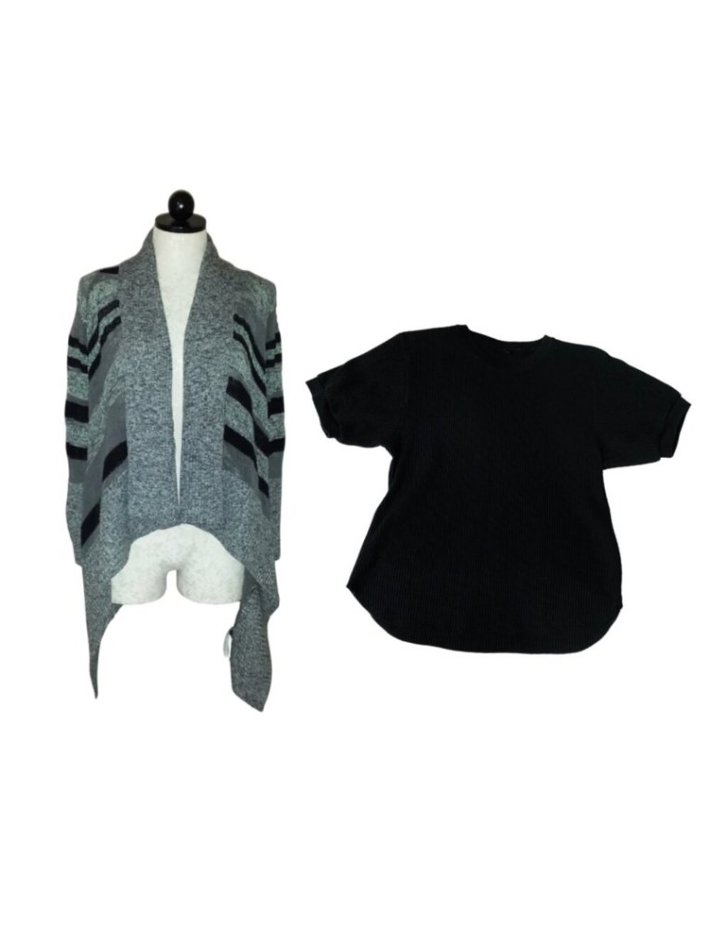 Womens Bundle 2 - LINE Asymmetrical Drape Cardigan XS, UNIQLO Waffle Knit Tee S